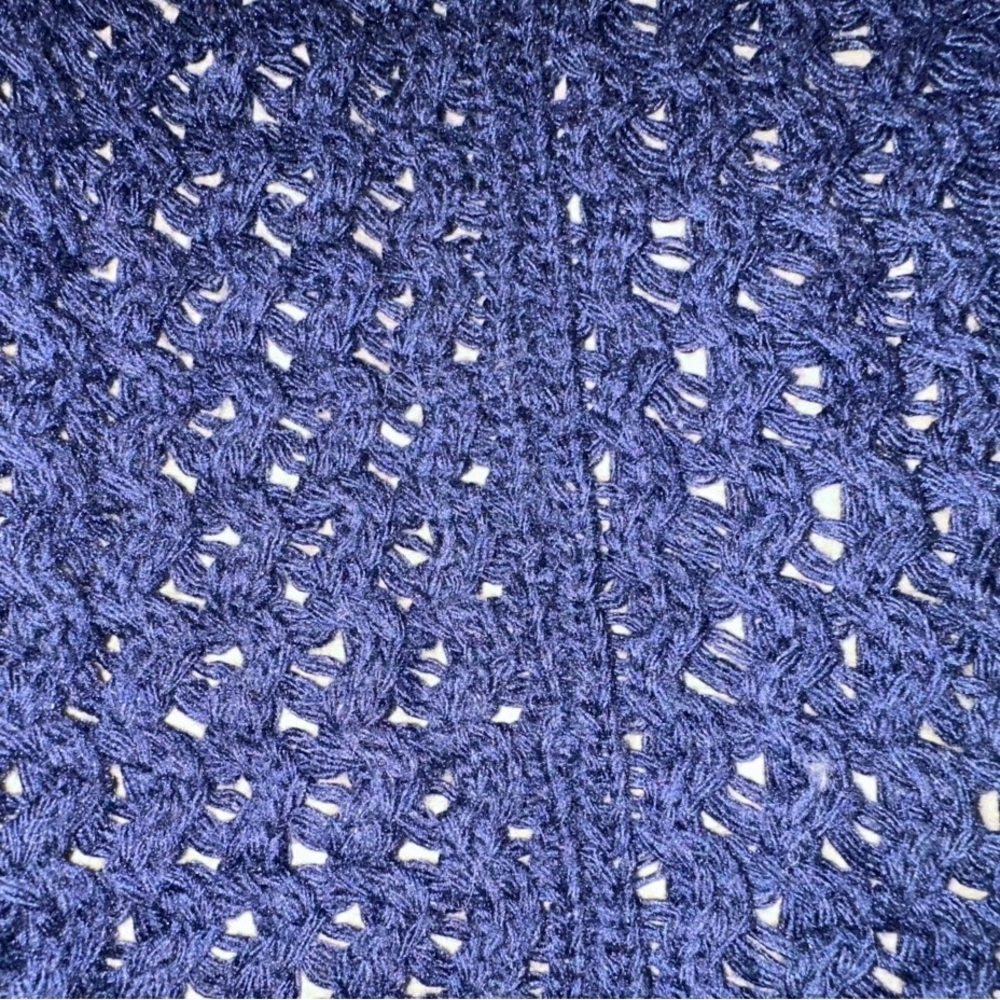 Forever 21 Deep Blue Textured Women’s Cardigan- size- medium. Great condition! - Picture 8 of 10